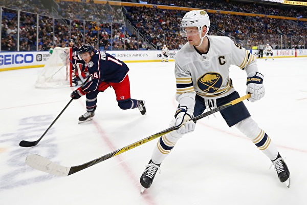 现场顶级视角观看申京过掉字母哥打成2+1